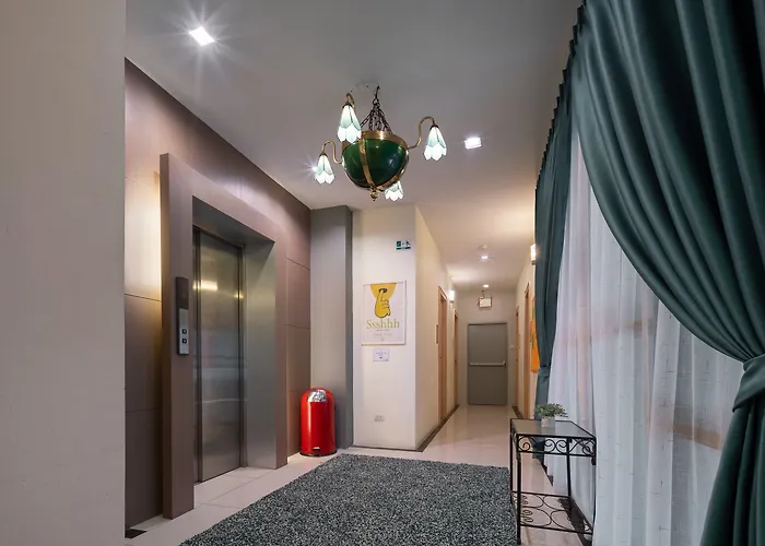Icheck Silom Hotel 3*